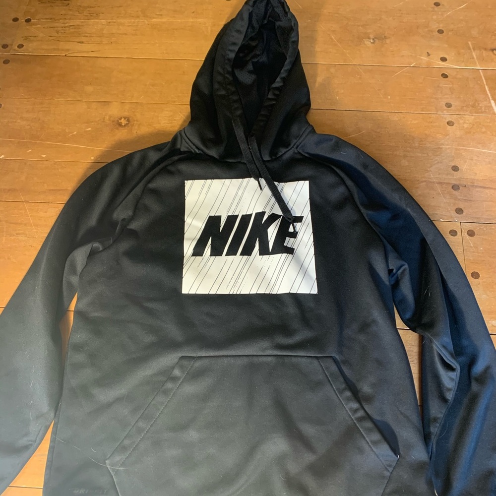 Nike sweatshirt